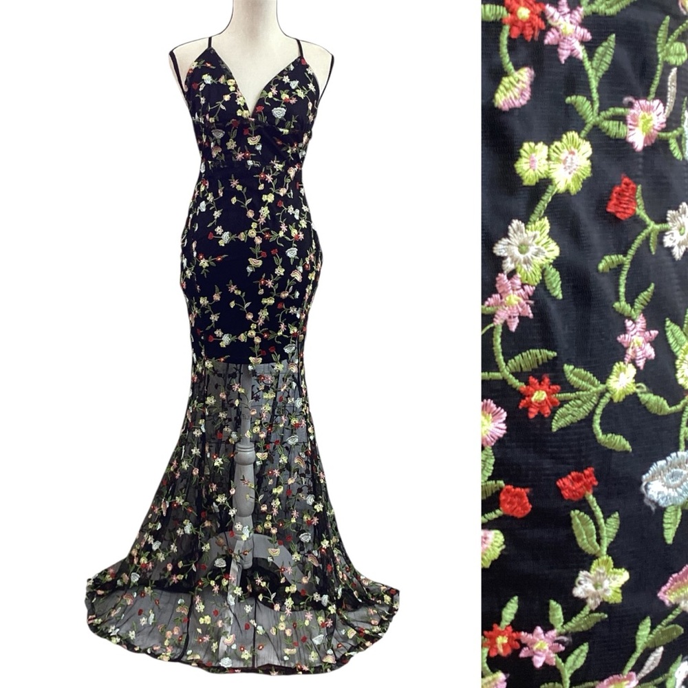 HTF Lulus Black Floral Embroidered Maxi Dress Open Back M Prom